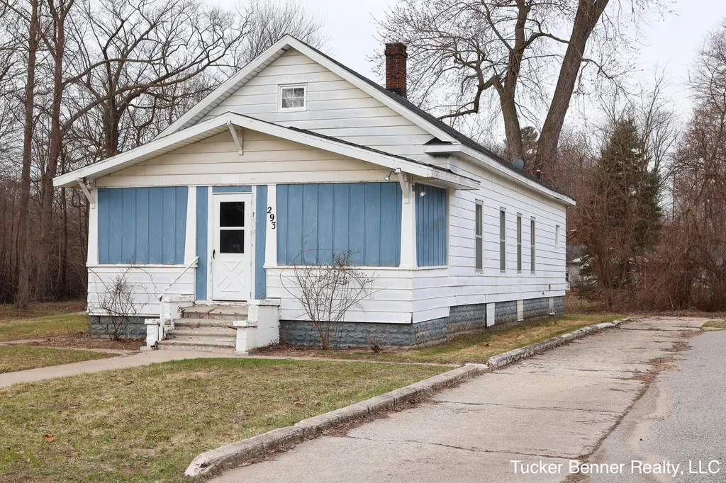 Fruitport Village MI 49415