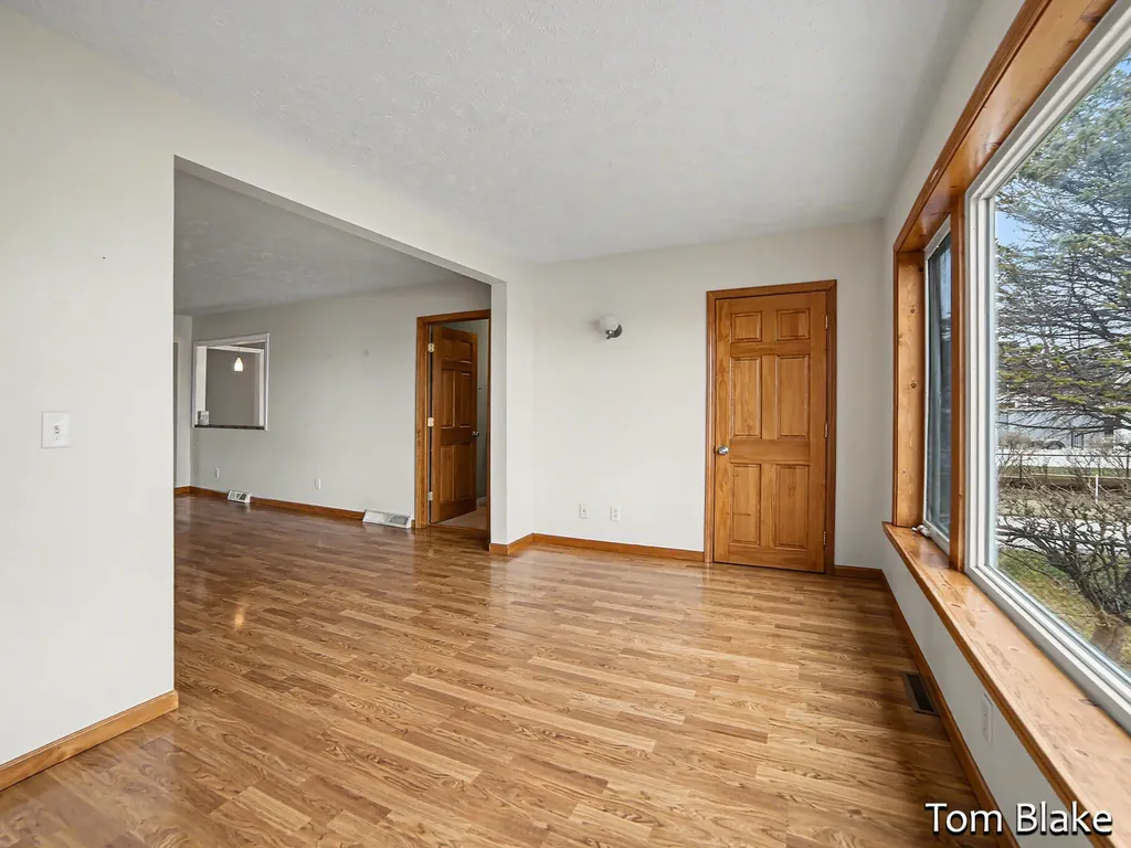 1834 Edgewater Street Muskegon City MI 49441