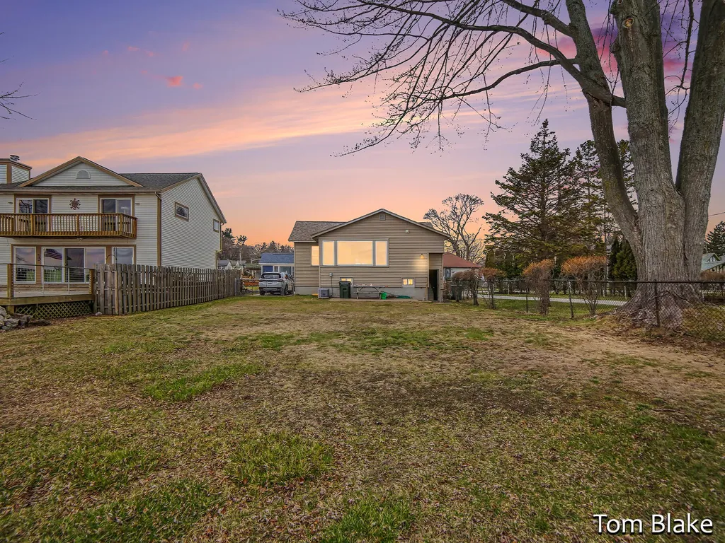1834 Edgewater Street Muskegon City MI 49441