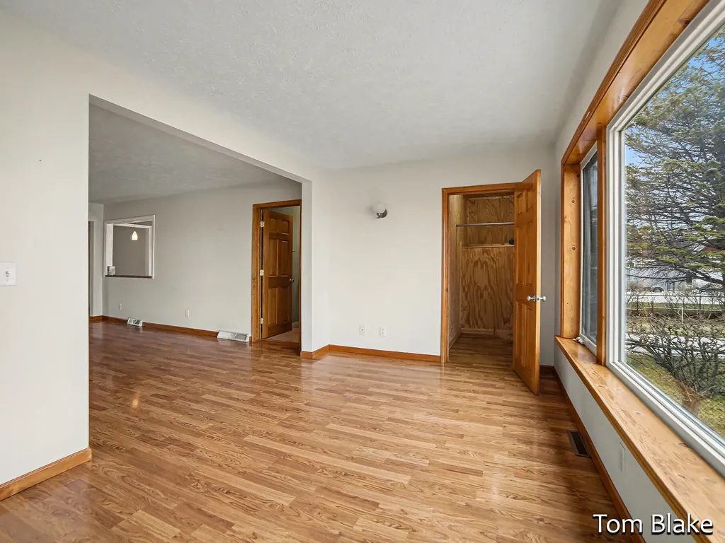1834 Edgewater Street Muskegon City MI 49441