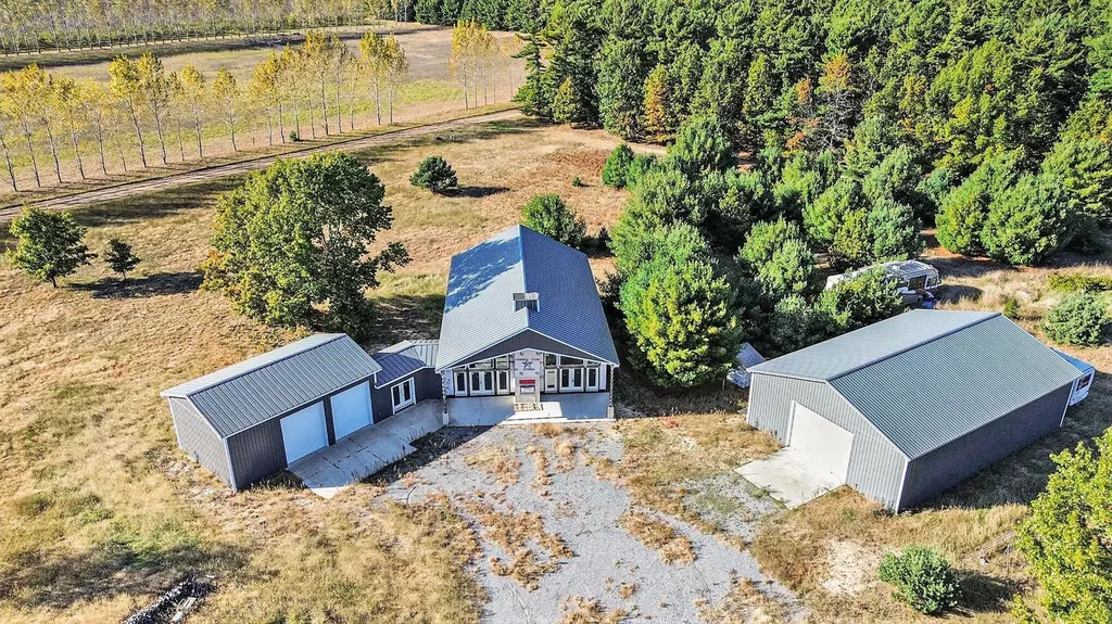 7570 W Warren Road Benona Township MI 49455