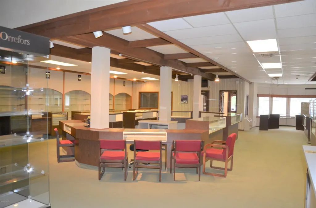 224 Washington Avenue Grand Haven City MI 49417