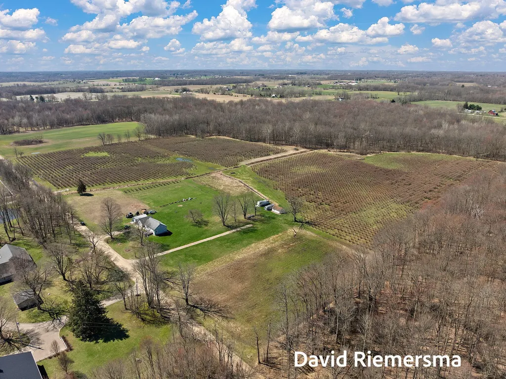 466 27th Street Allegan Township MI 49010