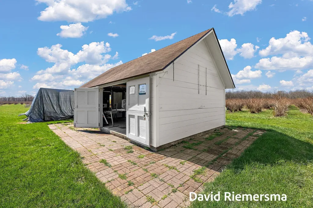 466 27th Street Allegan Township MI 49010