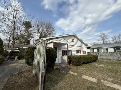 8705 E James Street Big Prairie Township MI 49349