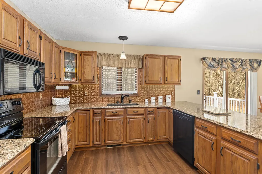 2902 63rd Street Saugatuck Township MI 49408