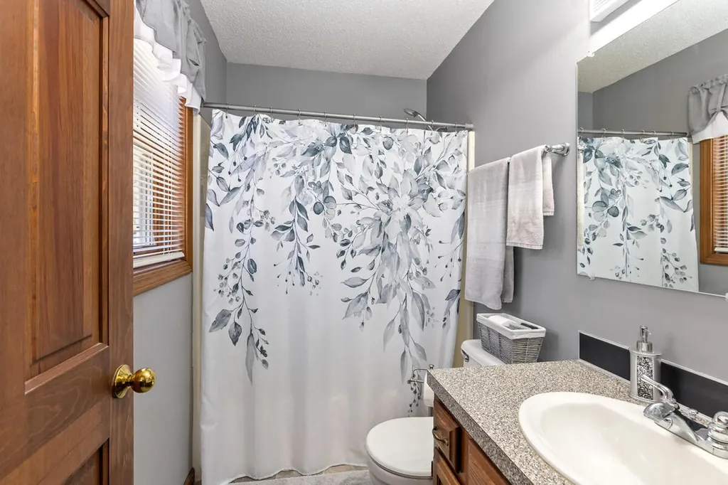 2902 63rd Street Saugatuck Township MI 49408