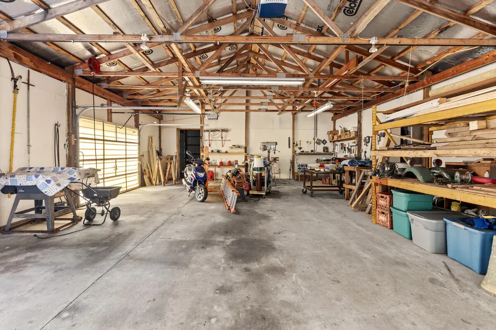 2902 63rd Street Saugatuck Township MI 49408