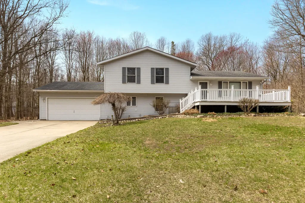 2902 63rd Street Saugatuck Township MI 49408