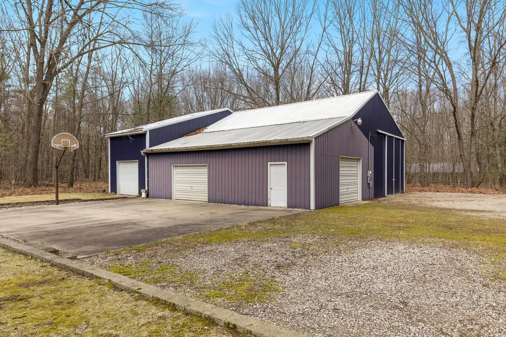 2902 63rd Street Saugatuck Township MI 49408