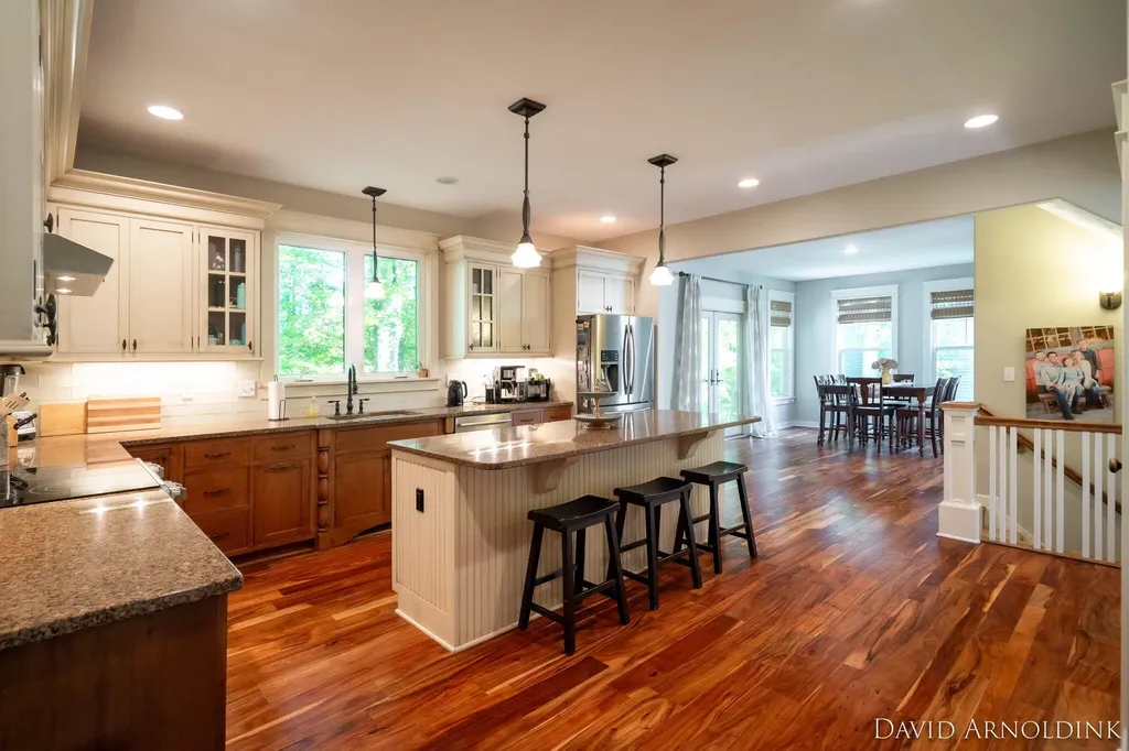 461 Island View Drive Park Township MI 49424
