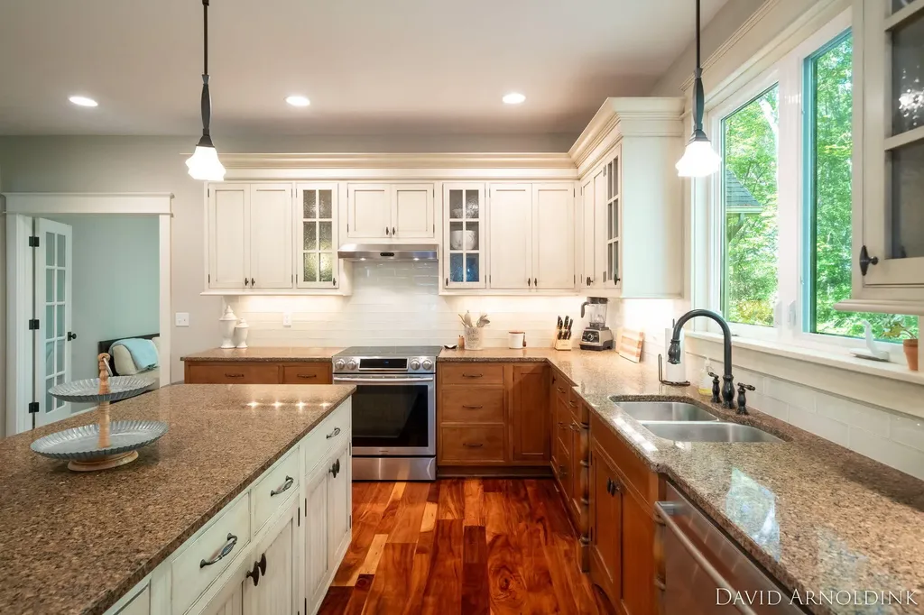 461 Island View Drive Park Township MI 49424
