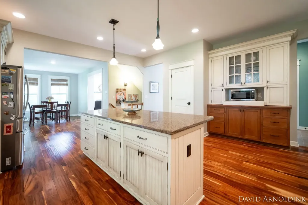 461 Island View Drive Park Township MI 49424