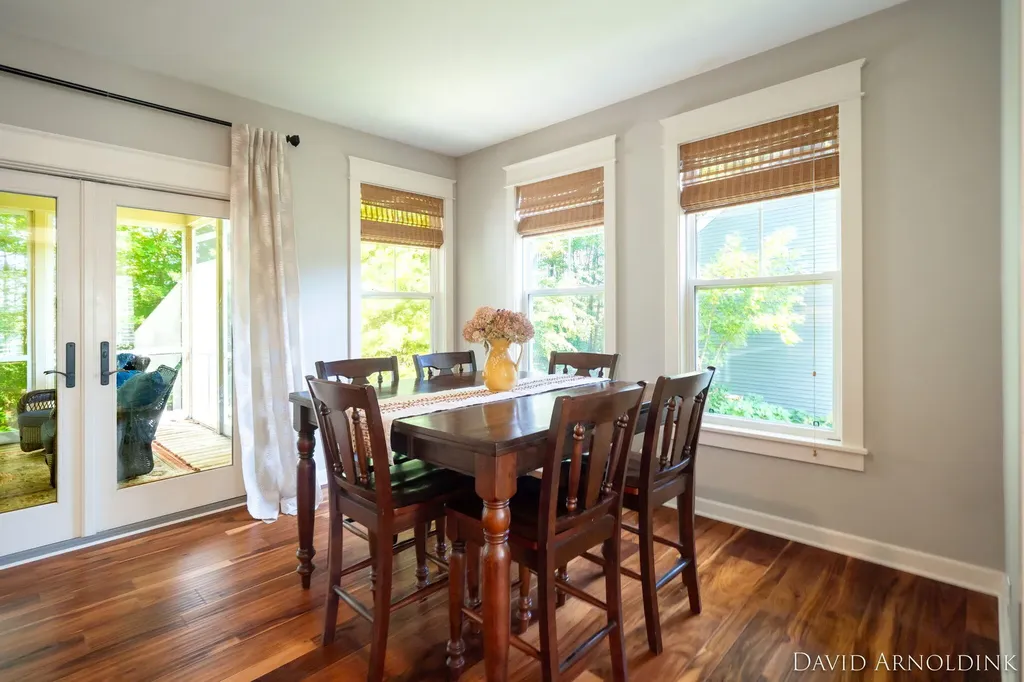 461 Island View Drive Park Township MI 49424