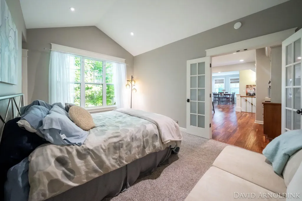 461 Island View Drive Park Township MI 49424