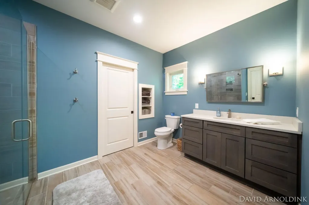461 Island View Drive Park Township MI 49424