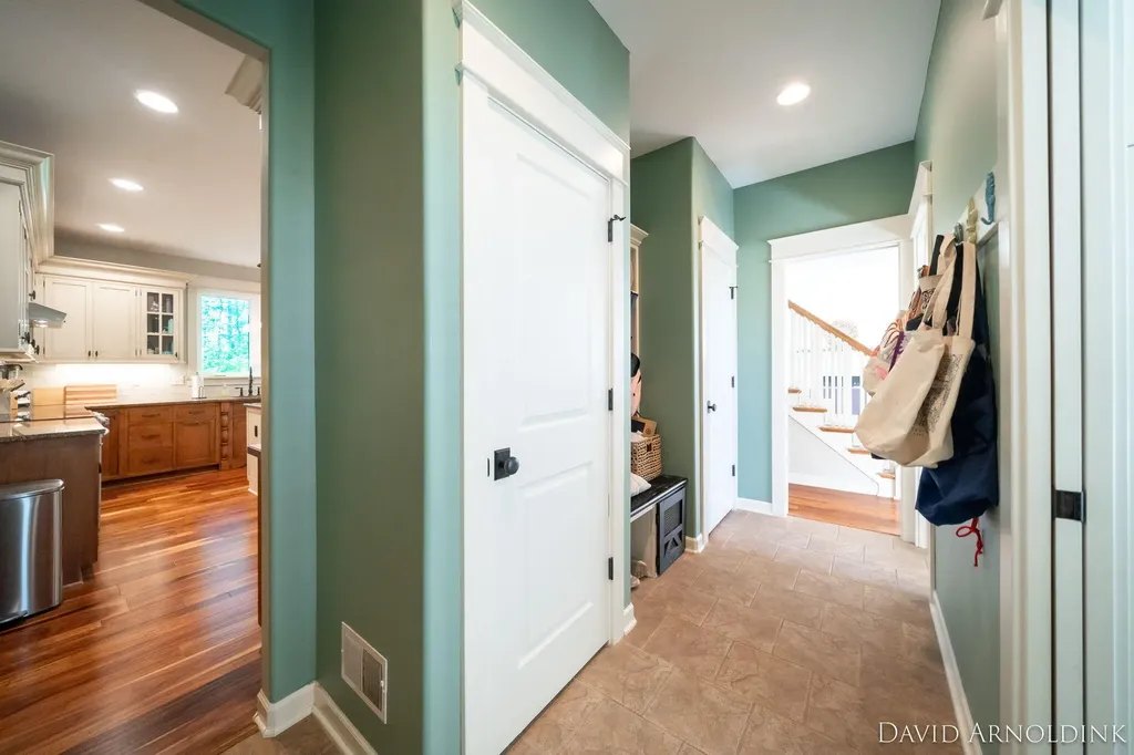 461 Island View Drive Park Township MI 49424