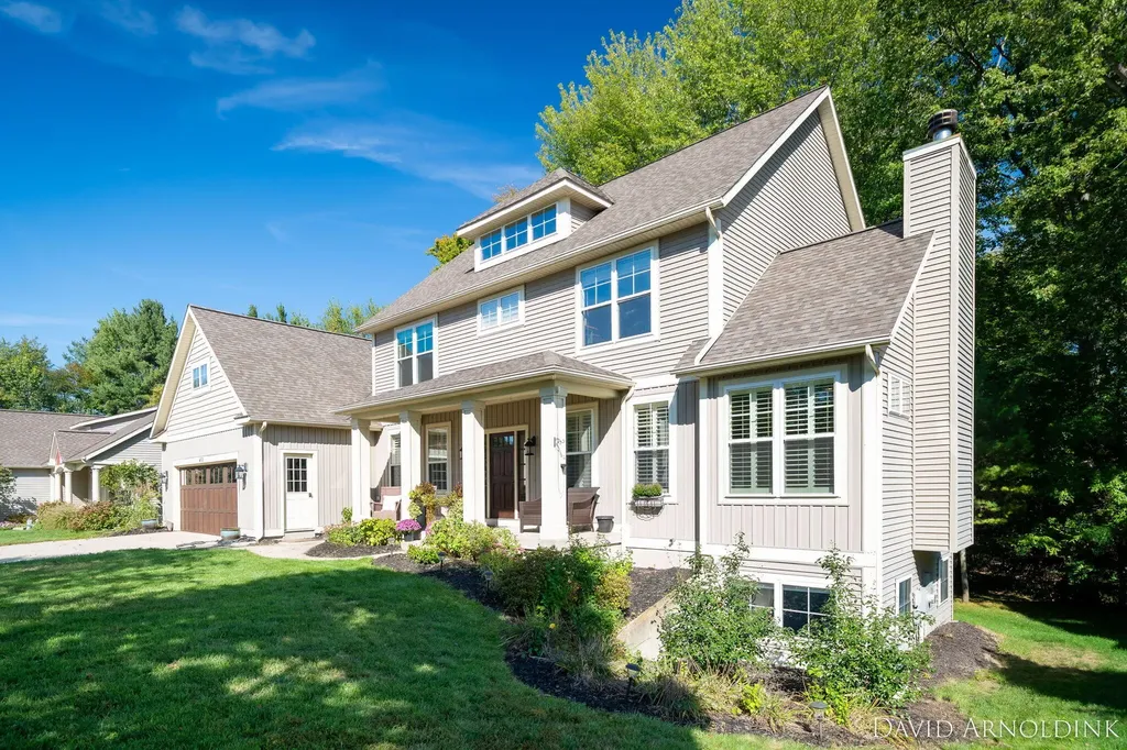 461 Island View Drive Park Township MI 49424