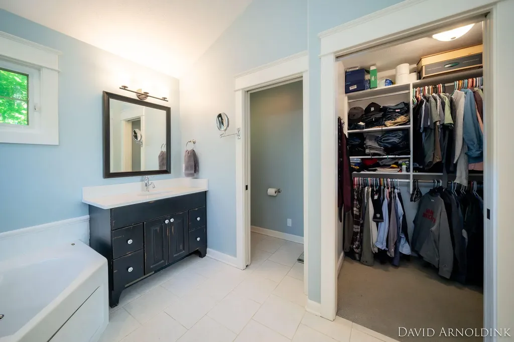461 Island View Drive Park Township MI 49424