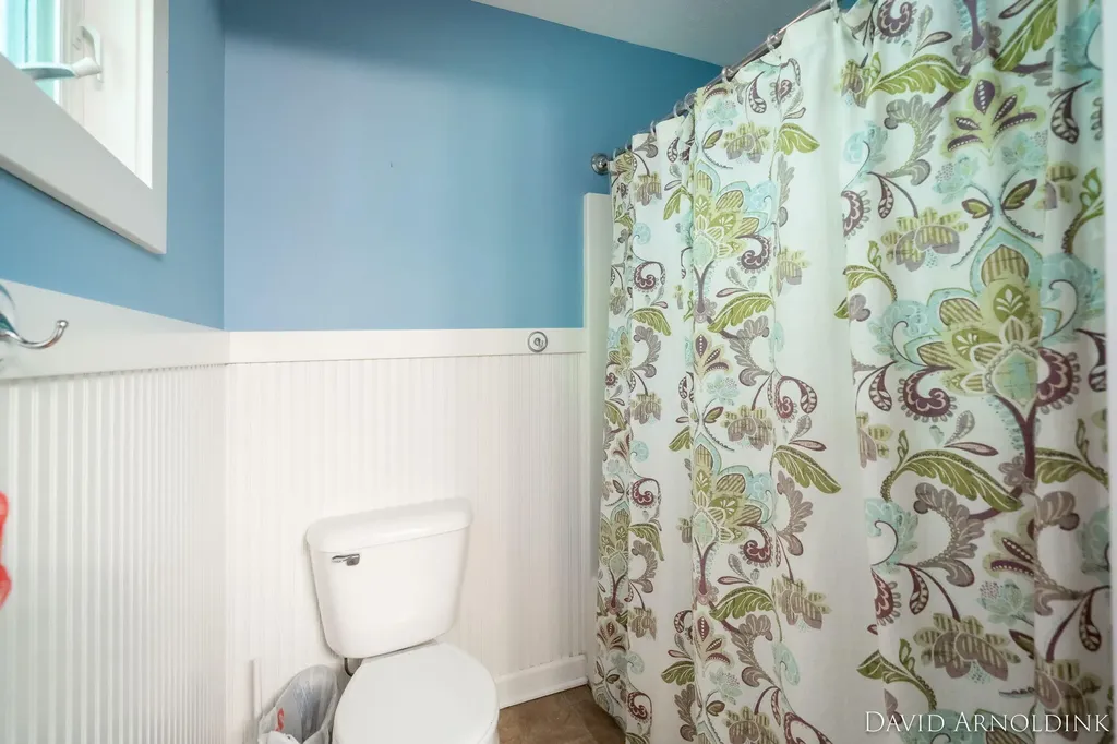 461 Island View Drive Park Township MI 49424