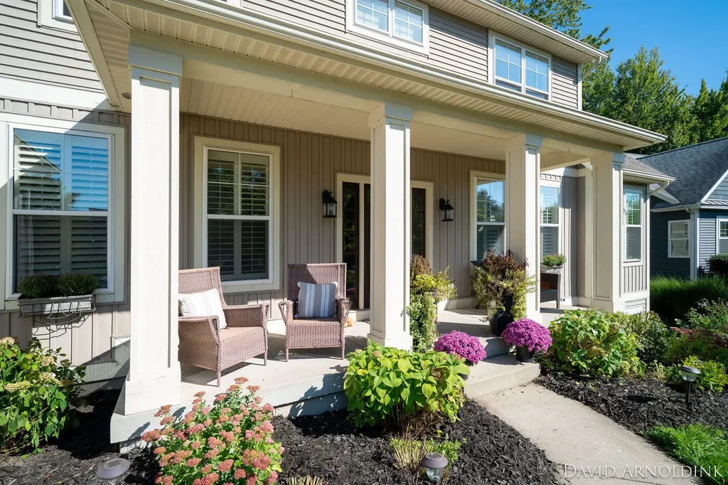 461 Island View Drive Park Township MI 49424