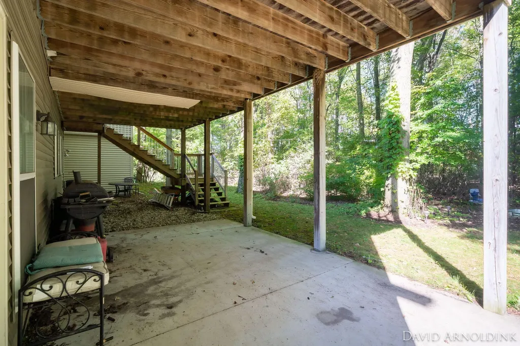 461 Island View Drive Park Township MI 49424