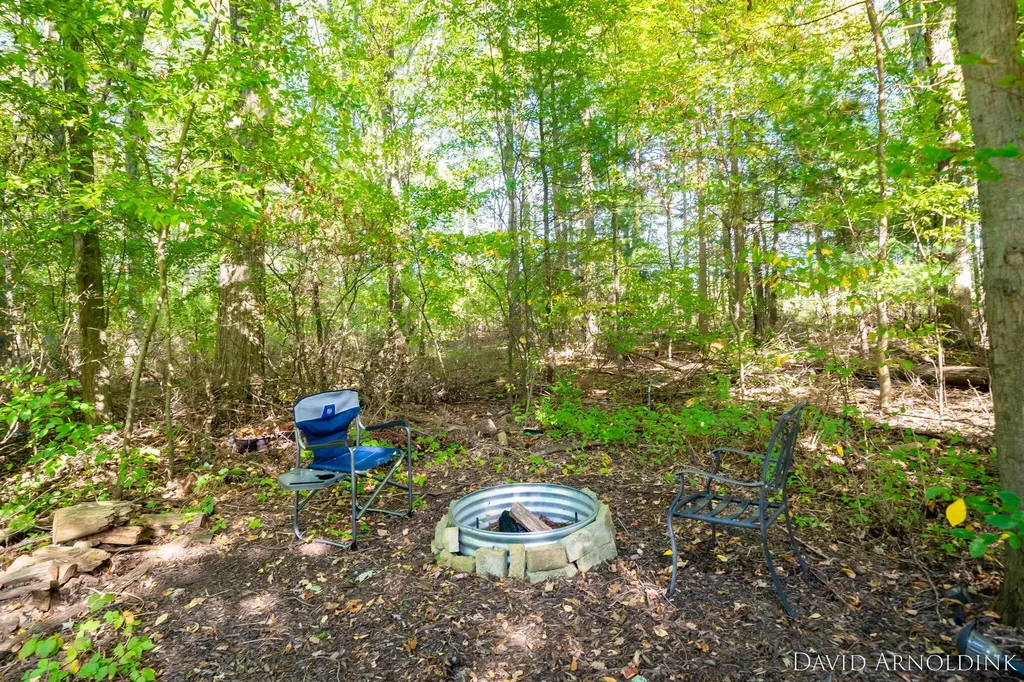 461 Island View Drive Park Township MI 49424