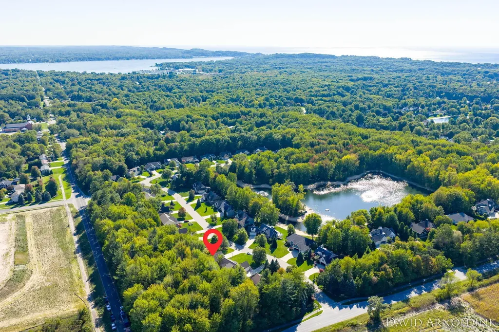 461 Island View Drive Park Township MI 49424