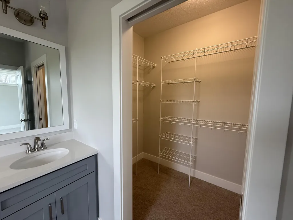 11665 Cherrybud Drive Holland Charter Township MI 49424