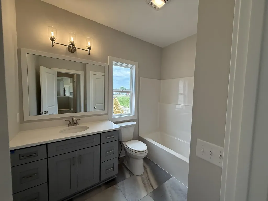 11665 Cherrybud Drive Holland Charter Township MI 49424