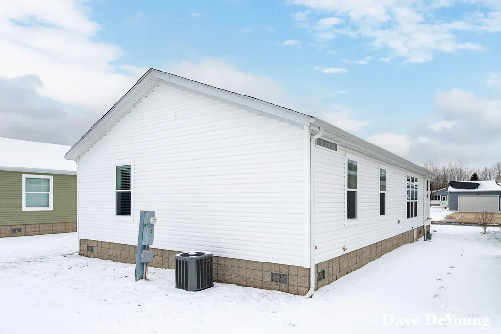 5212 E Scenic Turn Lane Fillmore Township MI 49423