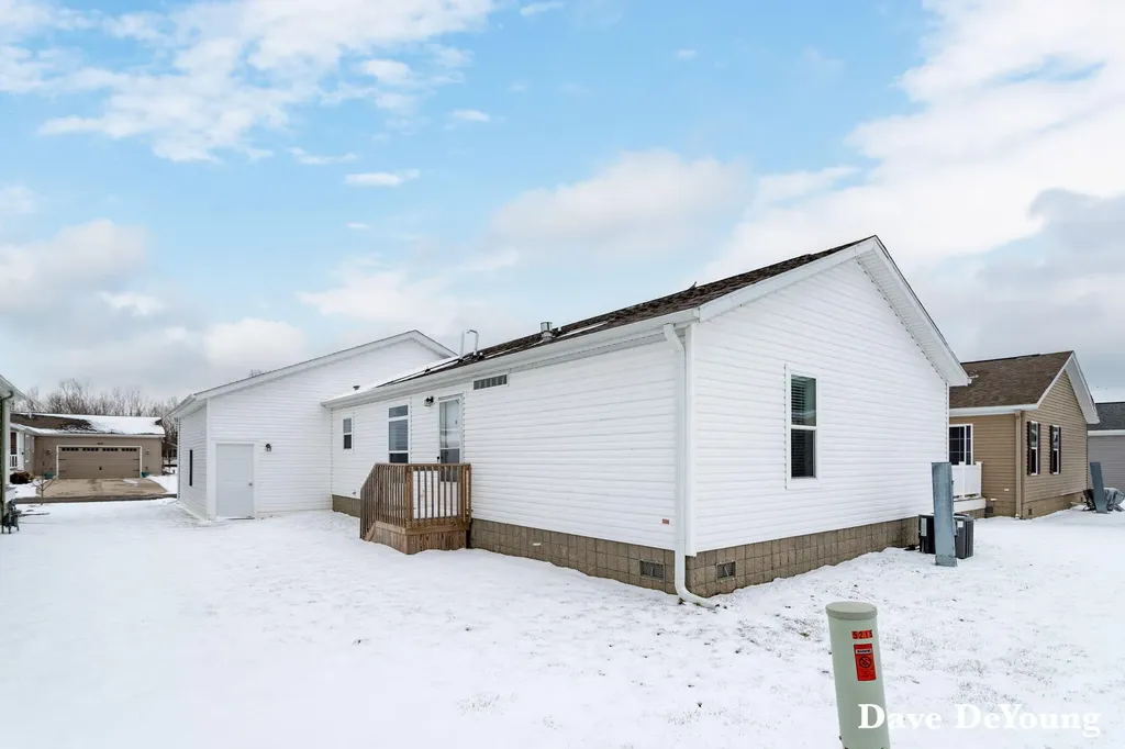 5212 E Scenic Turn Lane Fillmore Township MI 49423