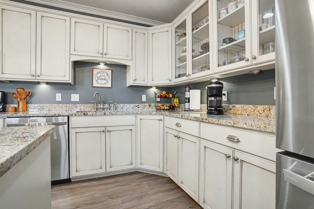 917 W Savidge Street Spring Lake Village MI 49456
