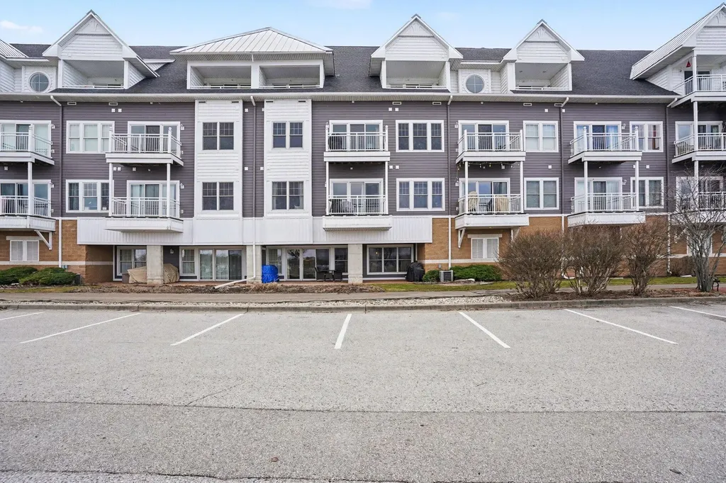 917 W Savidge Street Spring Lake Village MI 49456