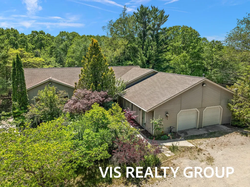 4275 Ford Road Laketon Township MI 49445