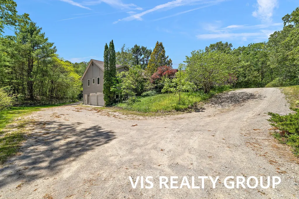 4275 Ford Road Laketon Township MI 49445