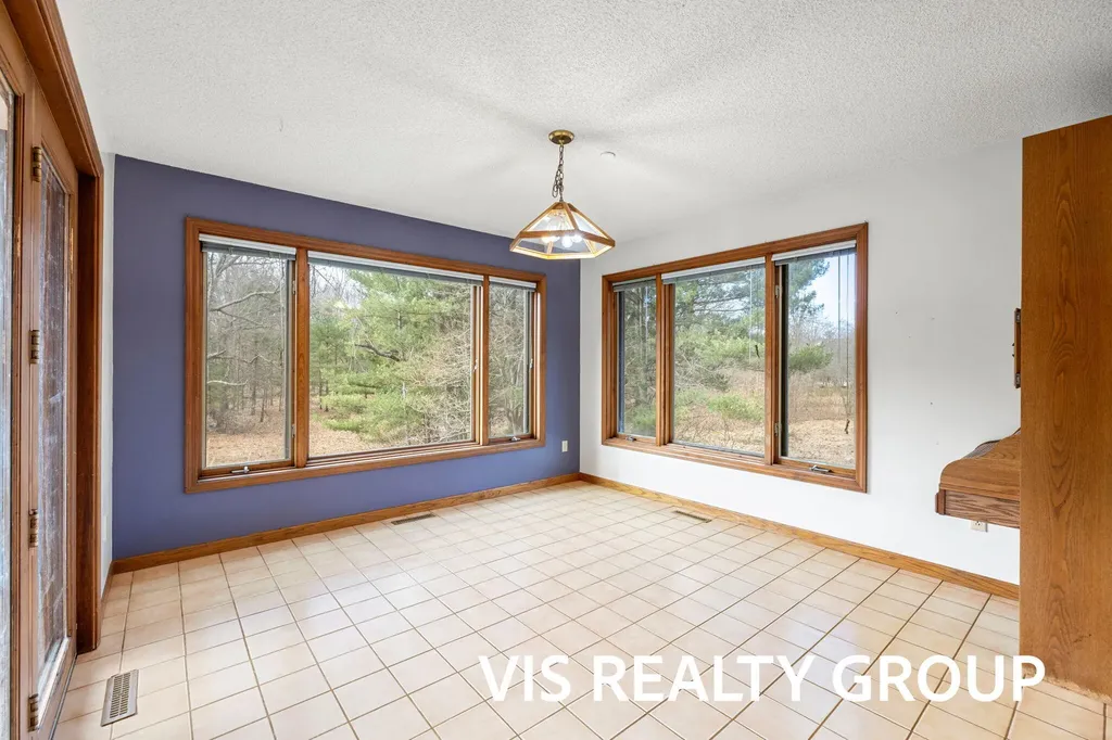 4275 Ford Road Laketon Township MI 49445