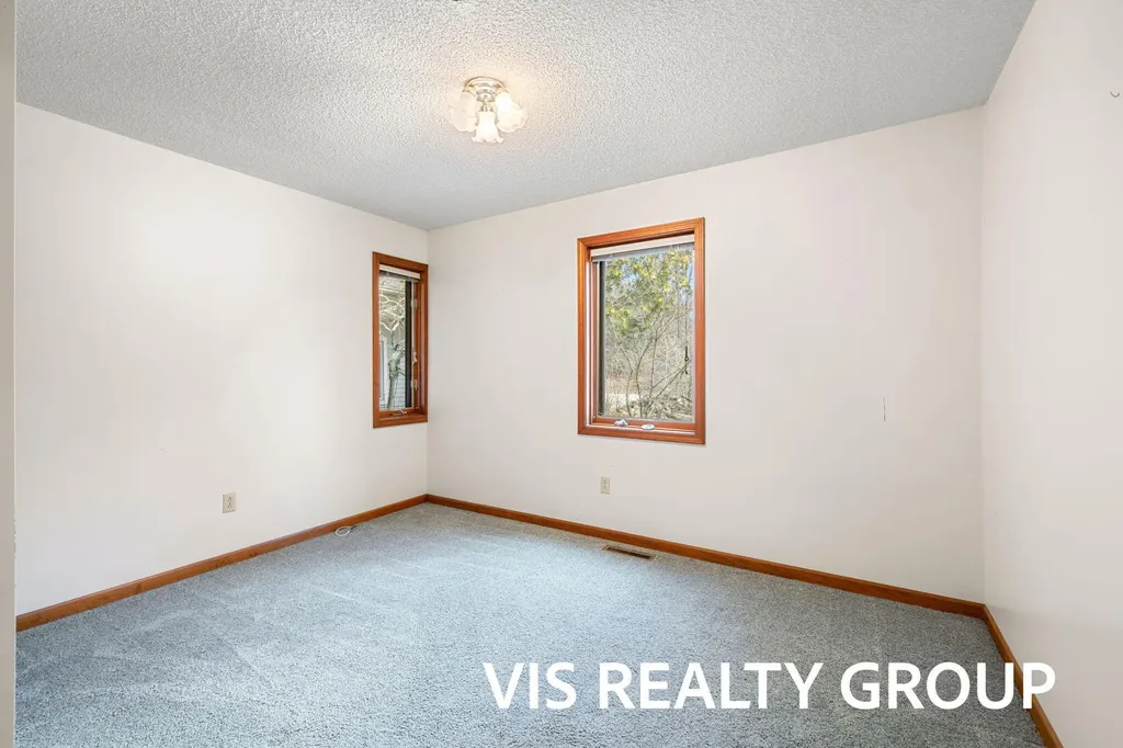 4275 Ford Road Laketon Township MI 49445