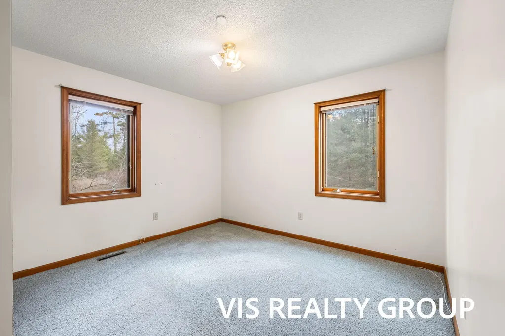 4275 Ford Road Laketon Township MI 49445