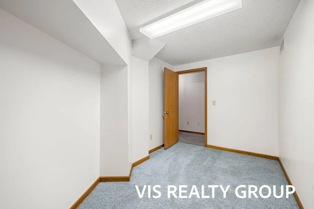 4275 Ford Road Laketon Township MI 49445