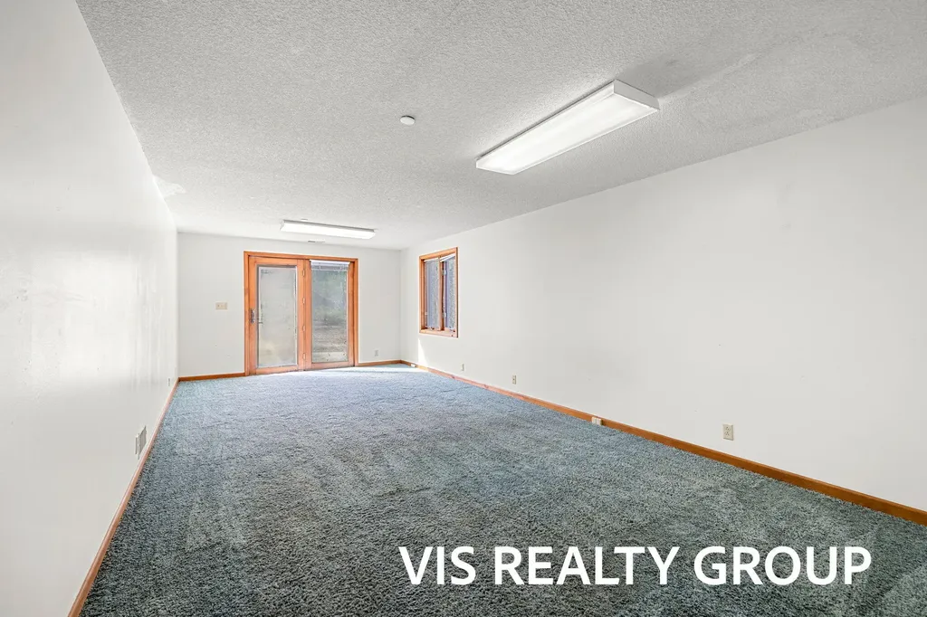 4275 Ford Road Laketon Township MI 49445
