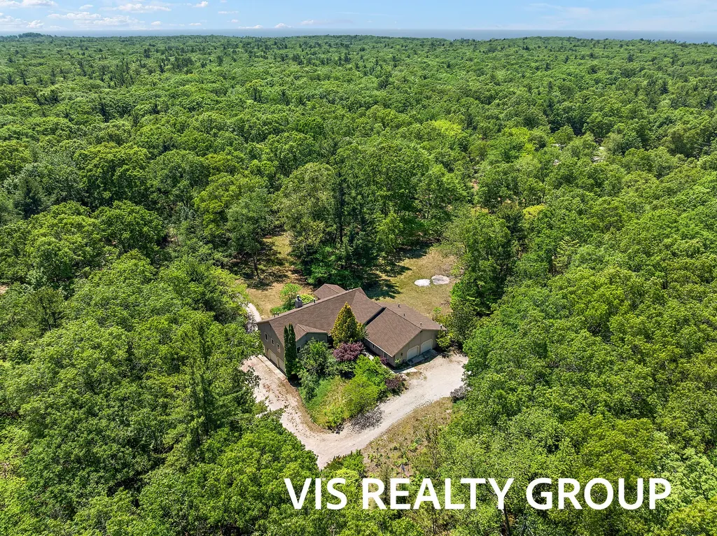 4275 Ford Road Laketon Township MI 49445