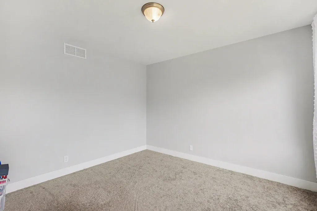2803 Pinehill Drive Park Township MI 49424