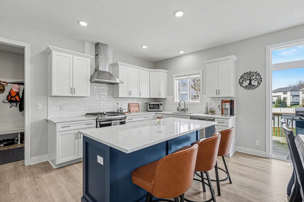 2803 Pinehill Drive Park Township MI 49424