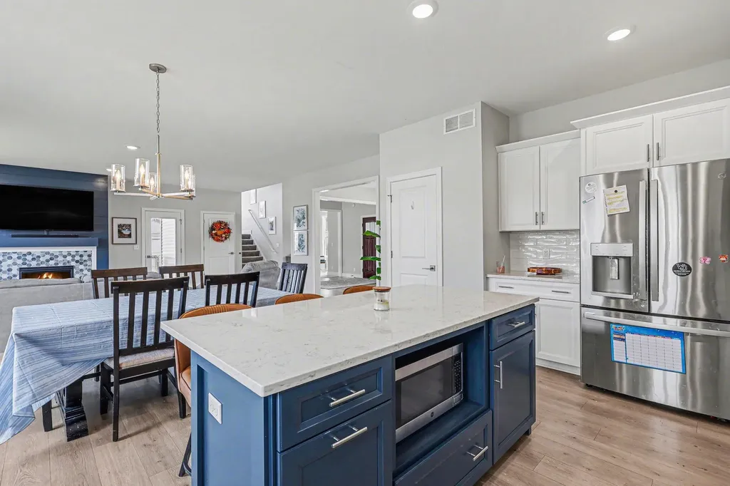 2803 Pinehill Drive Park Township MI 49424