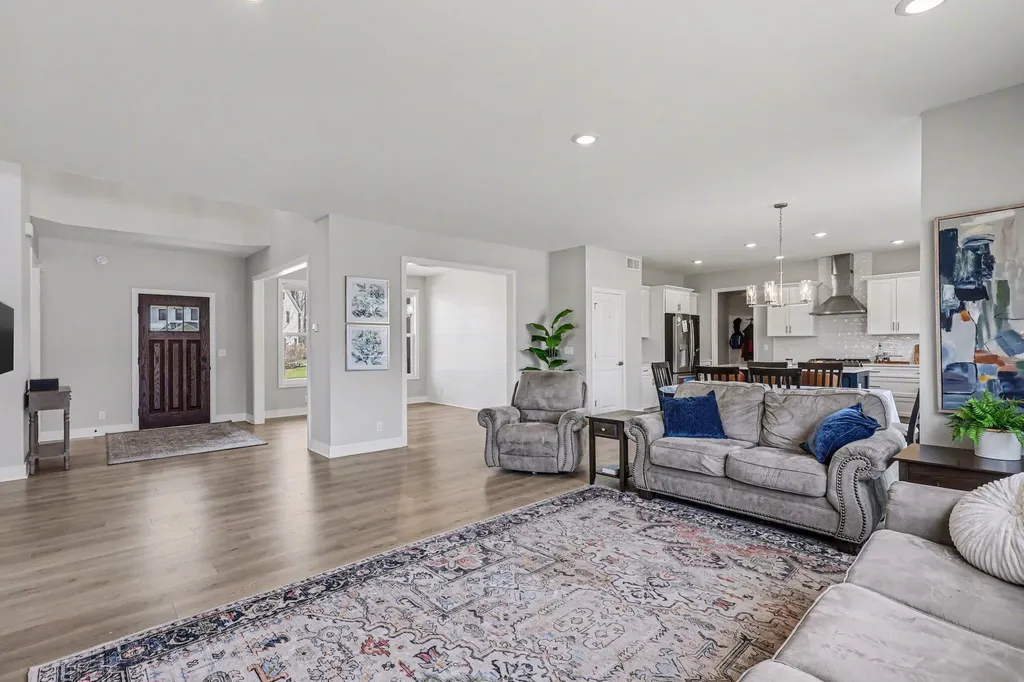 2803 Pinehill Drive Park Township MI 49424