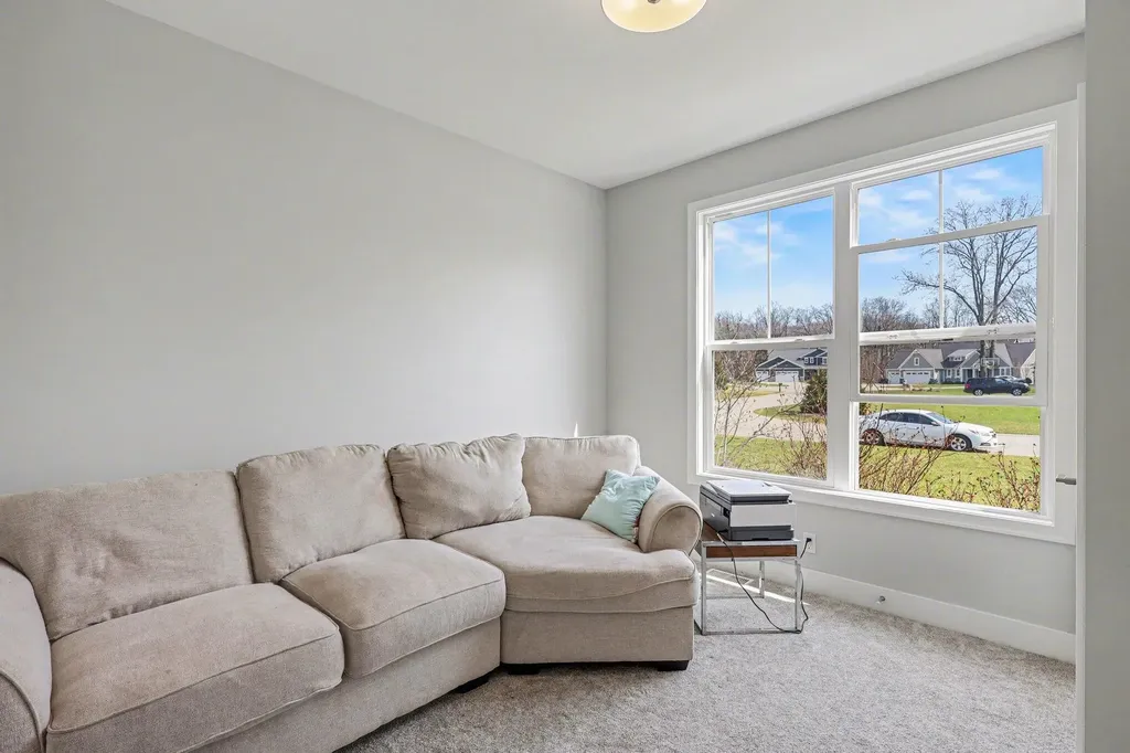 2803 Pinehill Drive Park Township MI 49424