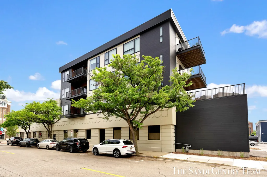 300 Washington Avenue Grand Haven City MI 49417