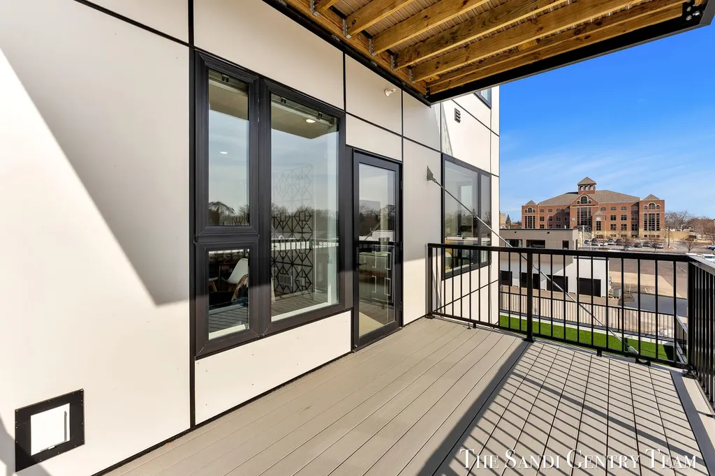 300 Washington Avenue Grand Haven City MI 49417
