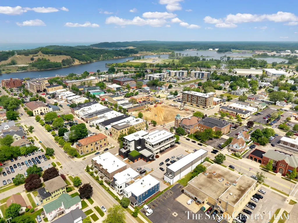 300 Washington Avenue Grand Haven City MI 49417